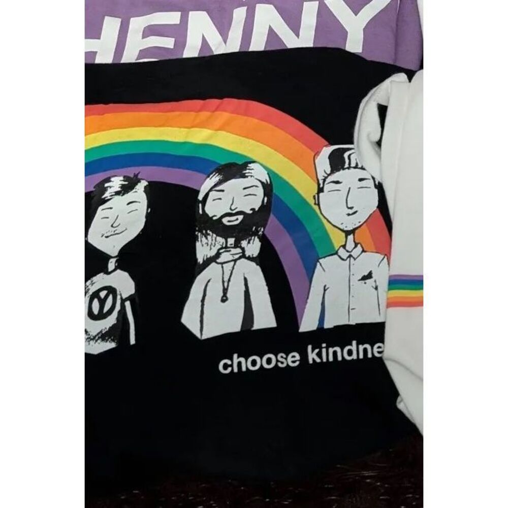 🔥SELLER BUNDLE 10 pcs MIX SIZES & STYLES UNISEX T SHIRTS  🔥 - Picture 3 of 5